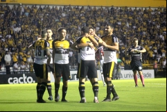 Criciuma-2-x-0-Hercilio-Luz-3