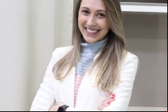 Dra_Ana-Carolina-Burigo-Lima