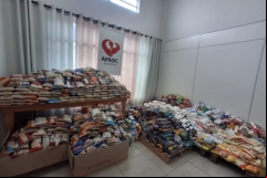 Mais-de-duas-toneladas-de-alimento-foram-arrecadados-durante-o-STU