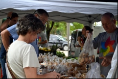 feira-economia-solidaria-unesc3
